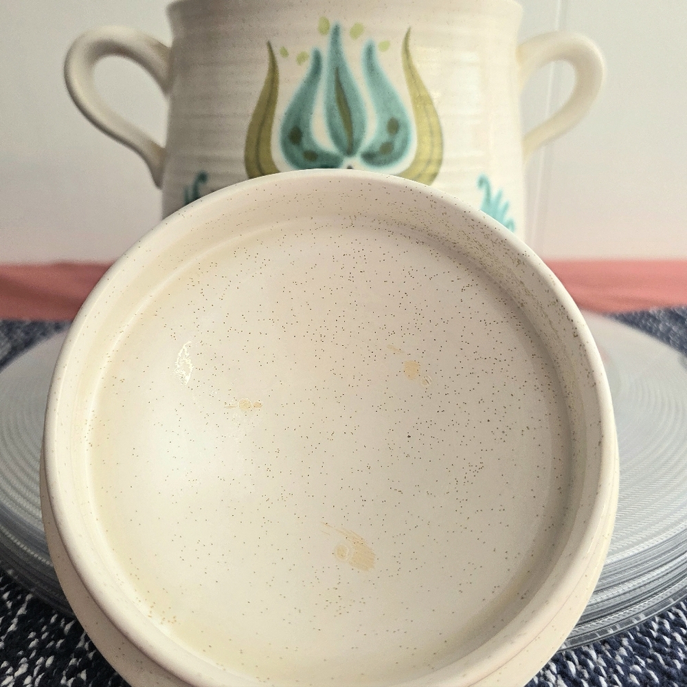 Franciscan Earthenware Tulip Time Bean Pot Exceptional Condition - Picture 4 of 6